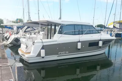 2014 Jeanneau NC 9