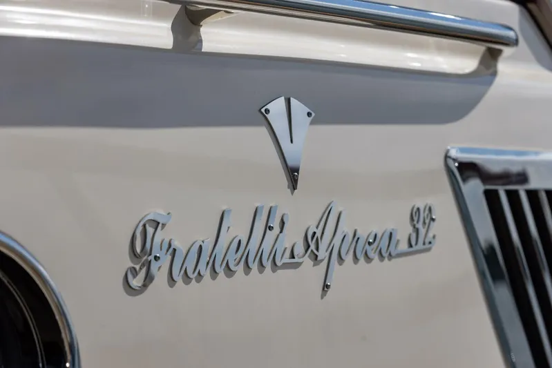  Yacht Photos Pics Fratelli Aprea 32 Hard Top 2022 logo on boat exterior.