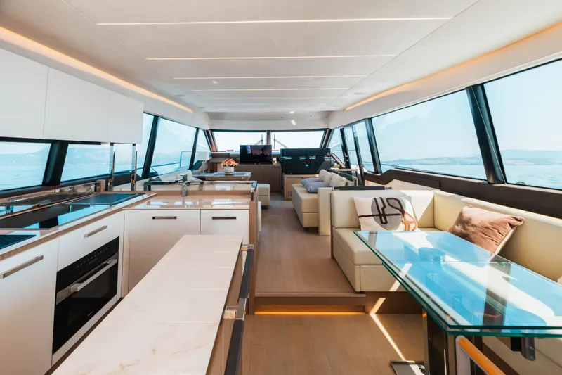 690 Flybridge Yacht Photos Pics 