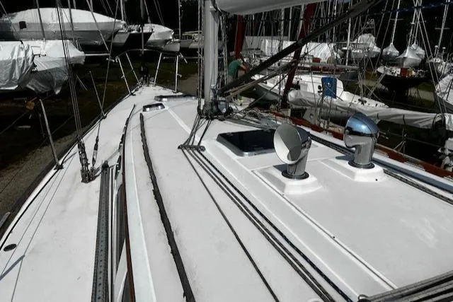 Blue Sky Yacht Photos Pics 