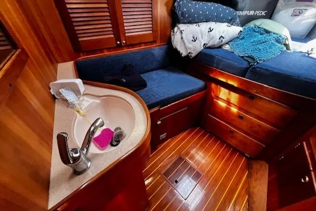 Blue Sky Yacht Photos Pics 