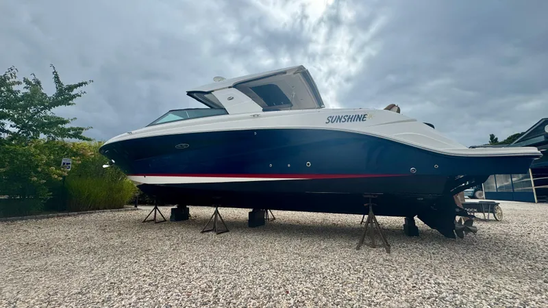 Sunshine Yacht Photos Pics 