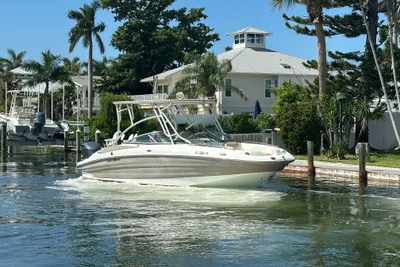 SouthWind 260D