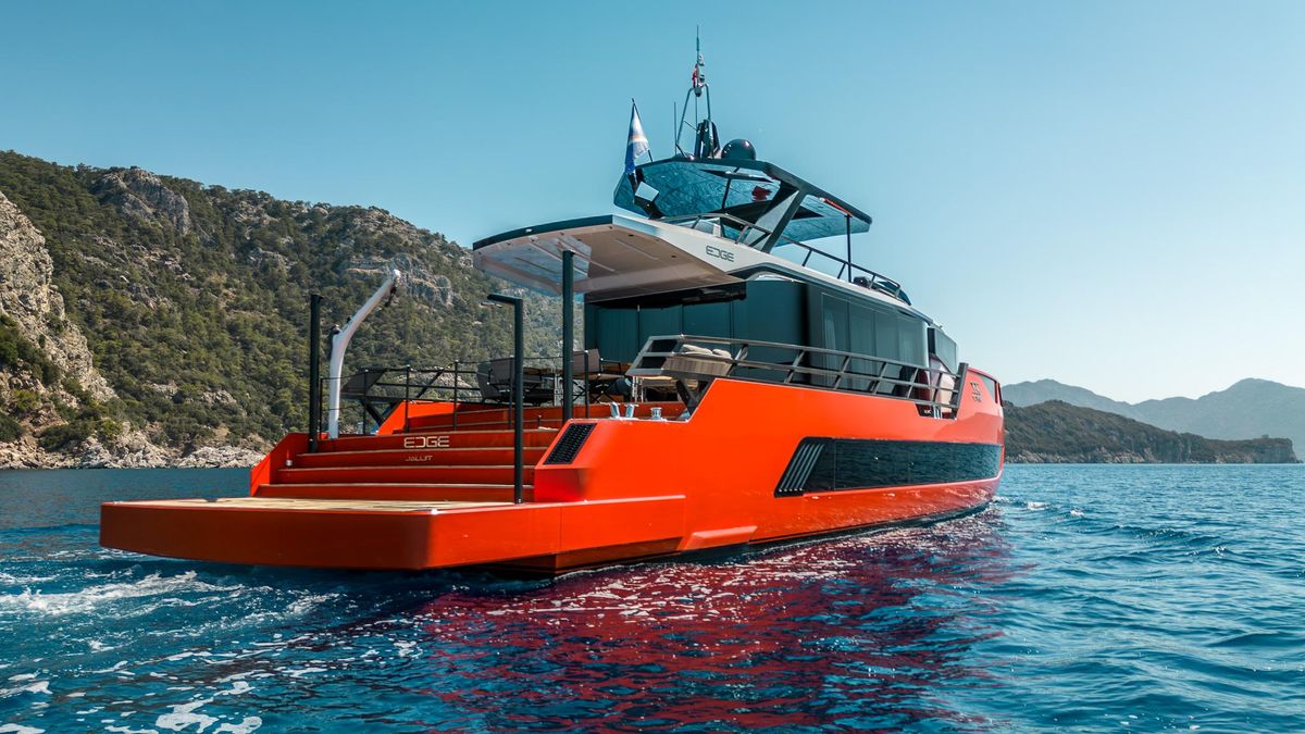 2022 Sarp Yachts 85 