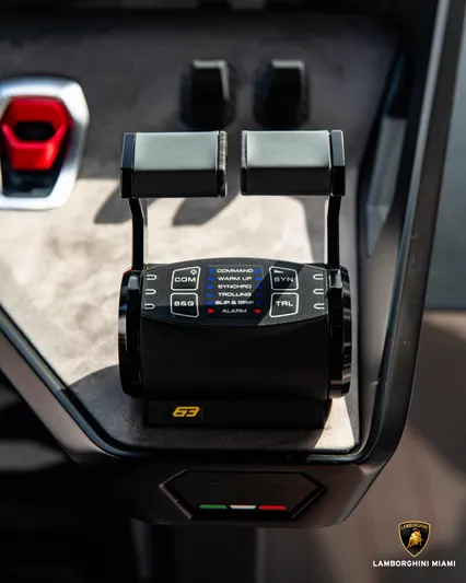 Tnt Yacht Photos Pics 