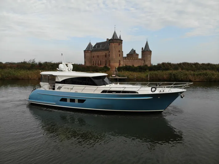 55 Ht Yacht Photos Pics 