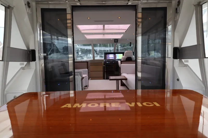 55 Ht Yacht Photos Pics 