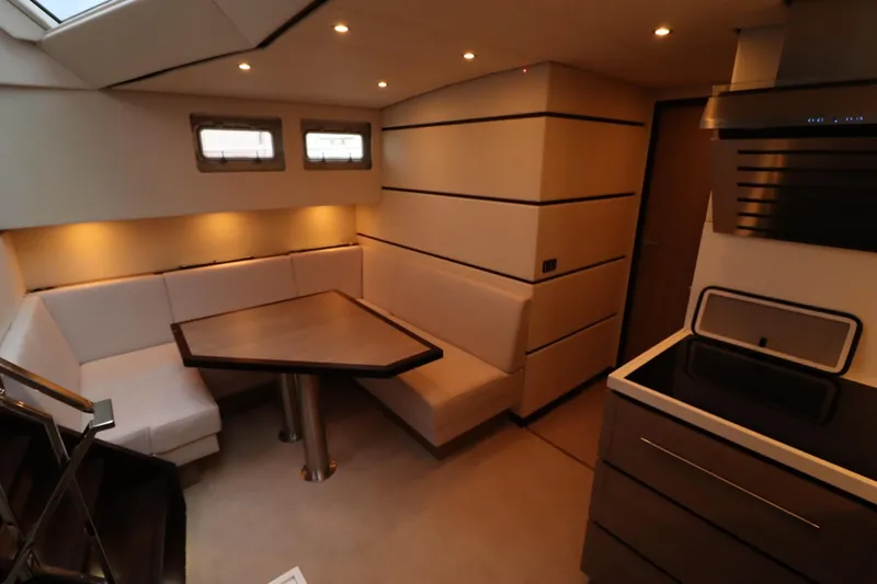 55 Ht Yacht Photos Pics 