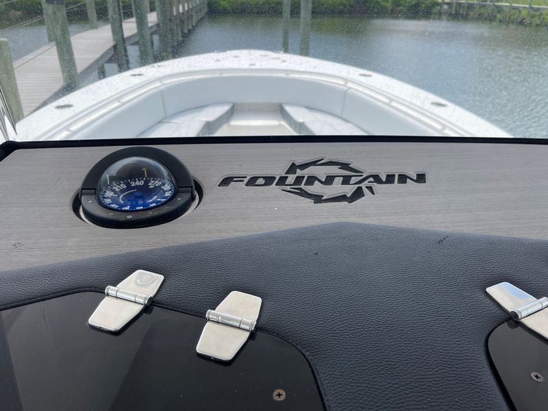 2019 Fountain 34 Sportfish CC Open Bow