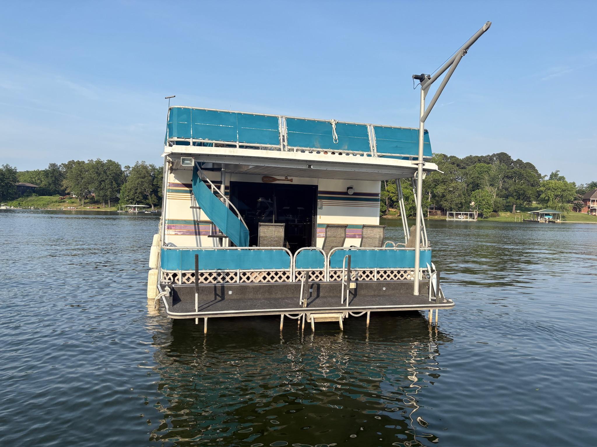 Lakeview 79 x 18 Houseboat