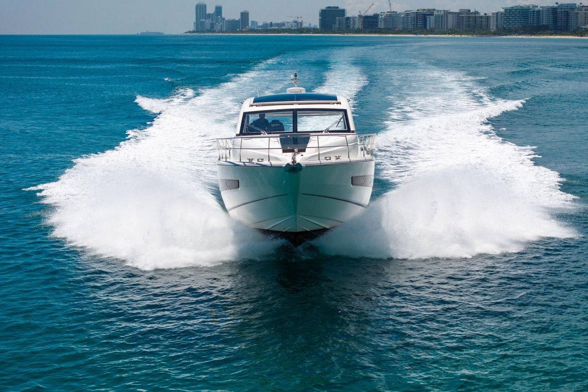 2018 Fairline 53 