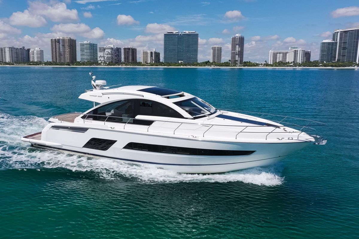 2018 Fairline 53 
