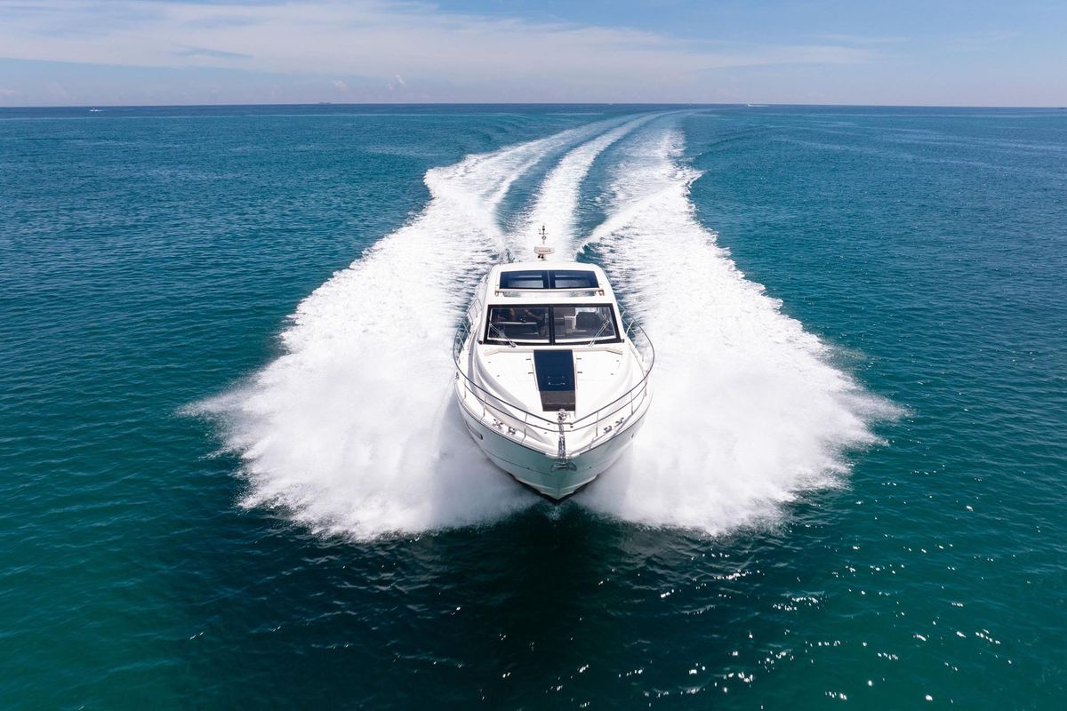 2018 Fairline 53 