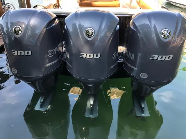  Yacht Photos Pics Three Yamaha 300 outboard engines on a 2016 Scout 350 LXF boat.