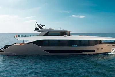 2025 Maiora 37 metri