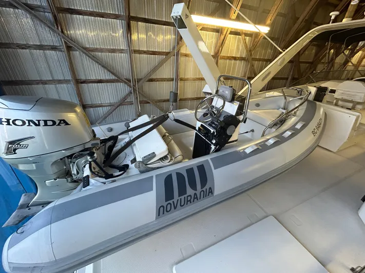 Solaria Yacht Photos Pics 