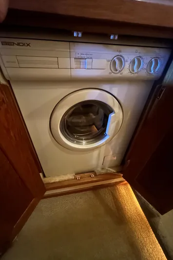 Solaria Yacht Photos Pics 