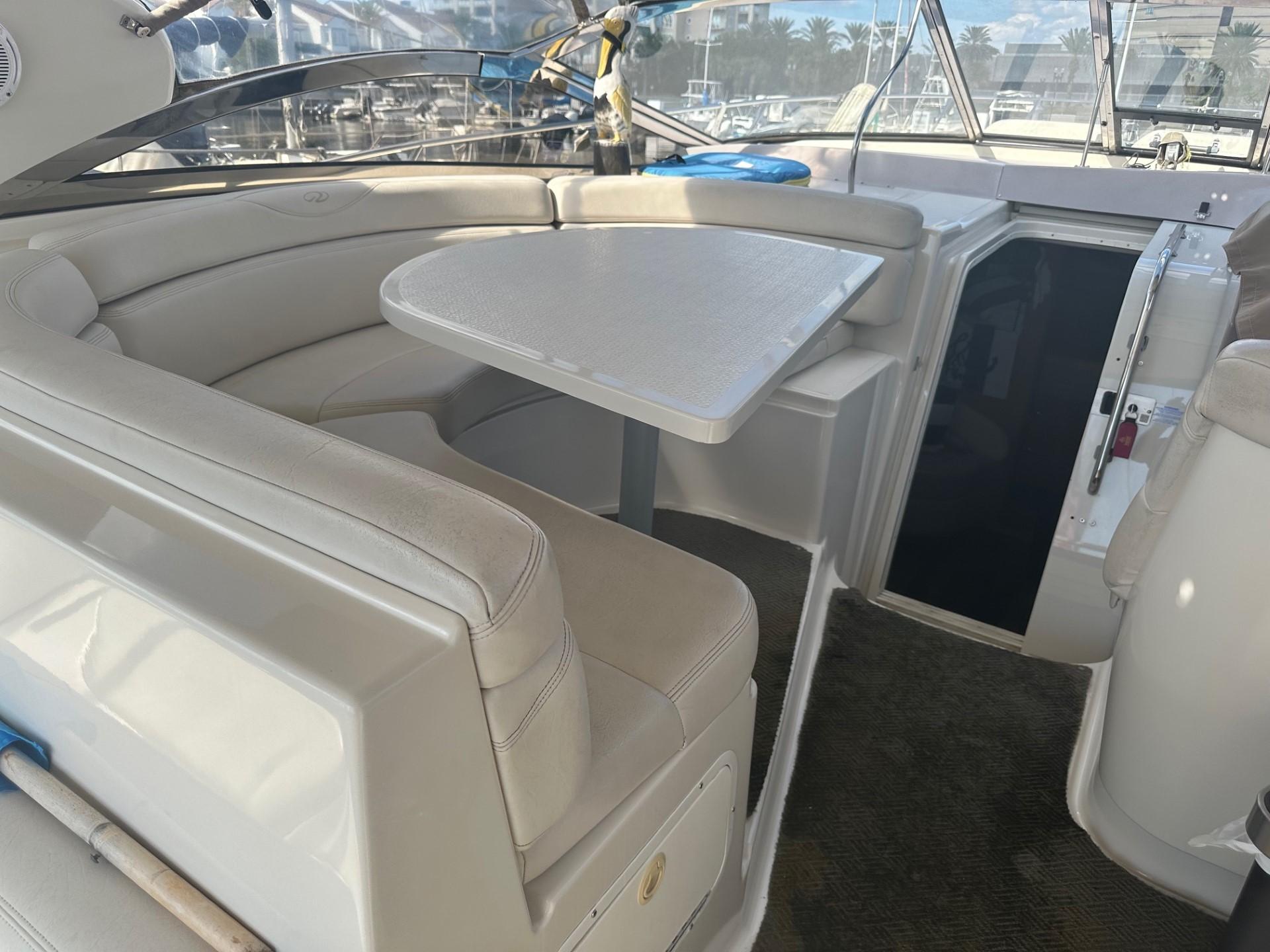 2001 Regal 4160 Commodore Express Cruiser for sale - YachtWorld