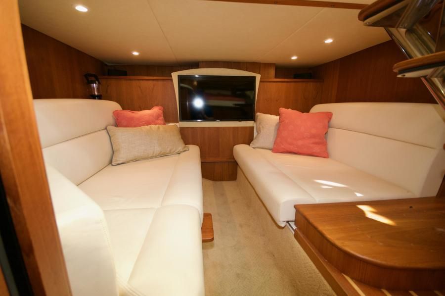 2008 Tiara Yachts 3500 Sovran