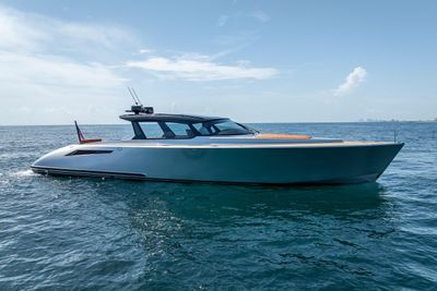 Yacht