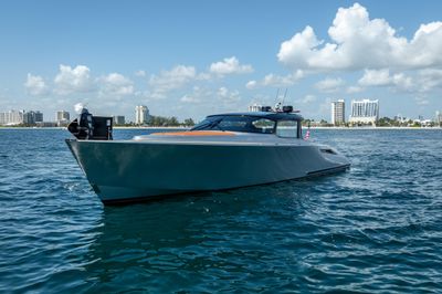 Yacht