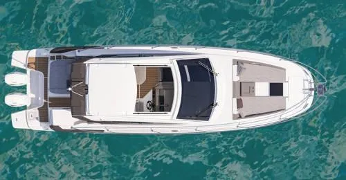  Yacht Photos Pics Top view of 2024 Beneteau 36 Gran Turismo GT yacht on clear blue water.