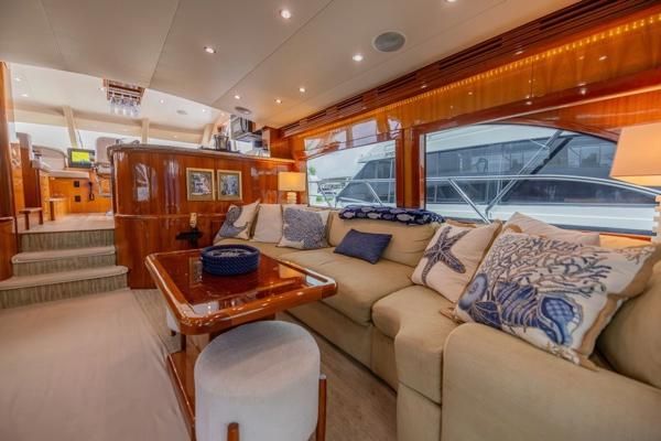 2006 Hatteras Motor Yacht