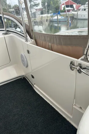 Ps Thank You Yacht Photos Pics 2004 Silverton 39 Motor Yacht interior with marina view.