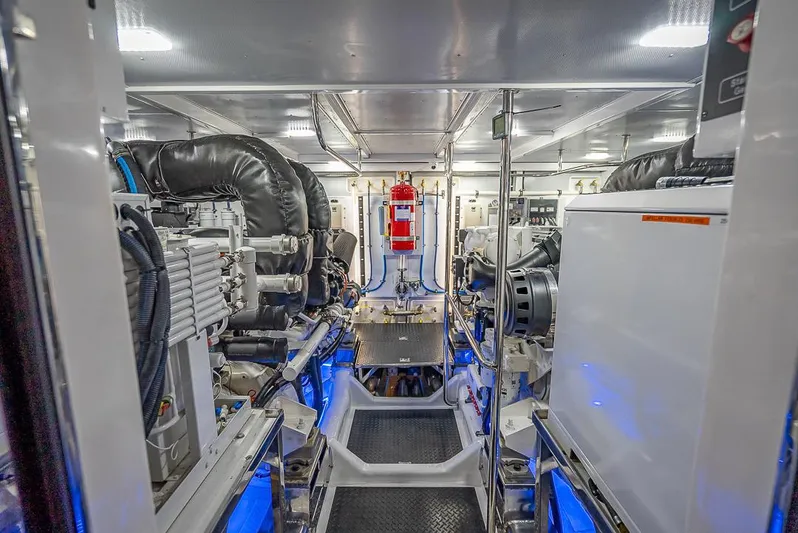 Sunny Seajay Yacht Photos Pics 