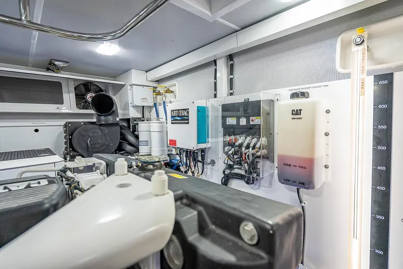 Sunny Seajay Yacht Photos Pics 