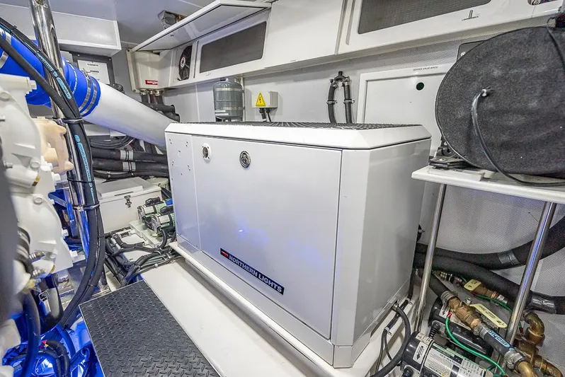 Sunny Seajay Yacht Photos Pics 