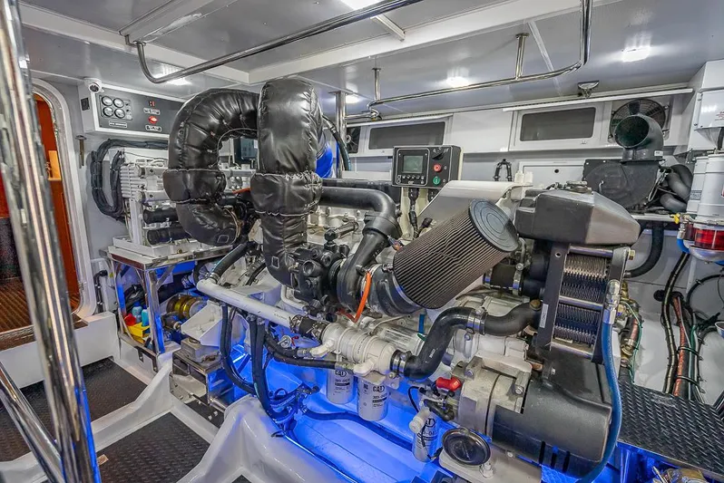 Sunny Seajay Yacht Photos Pics 