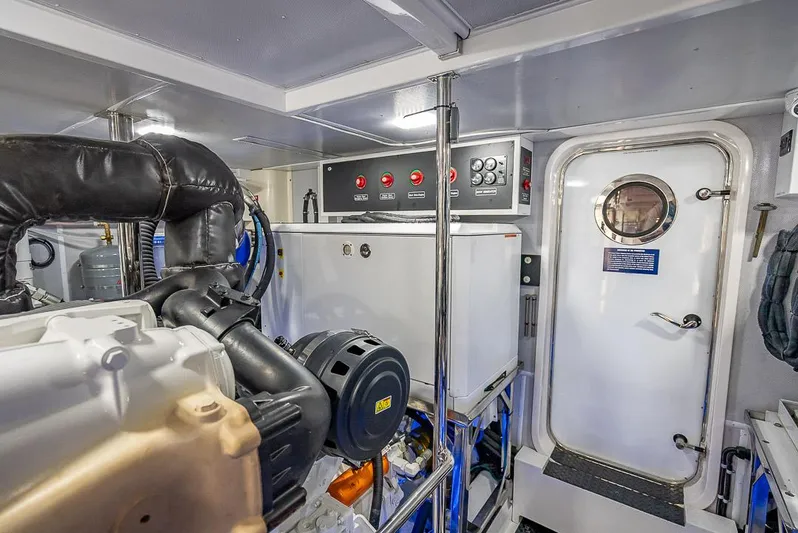 Sunny Seajay Yacht Photos Pics 