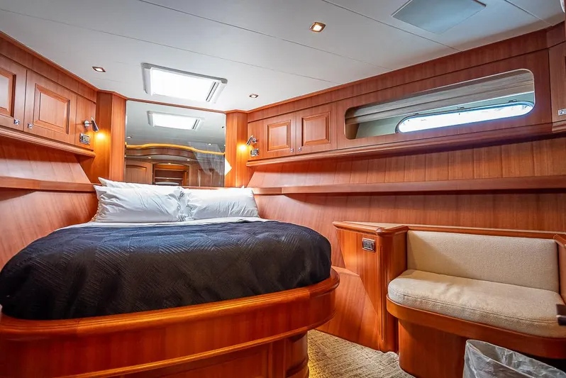 Sunny Seajay Yacht Photos Pics 