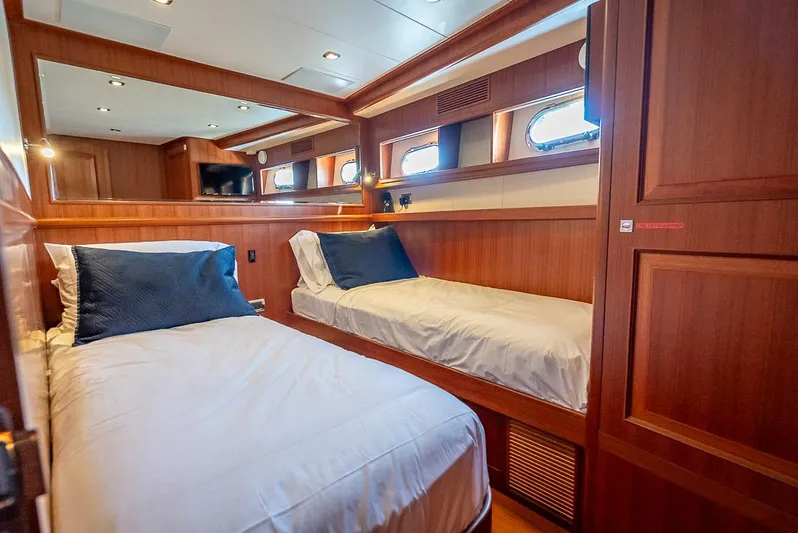 Sunny Seajay Yacht Photos Pics 