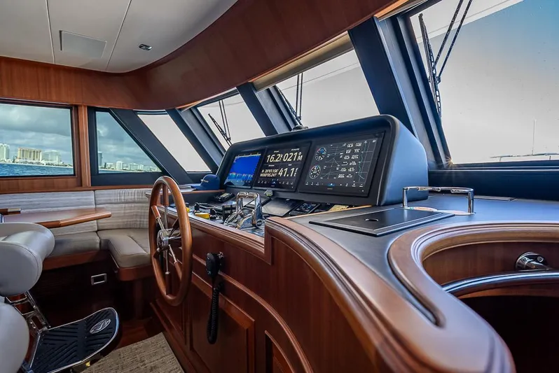 Sunny Seajay Yacht Photos Pics 