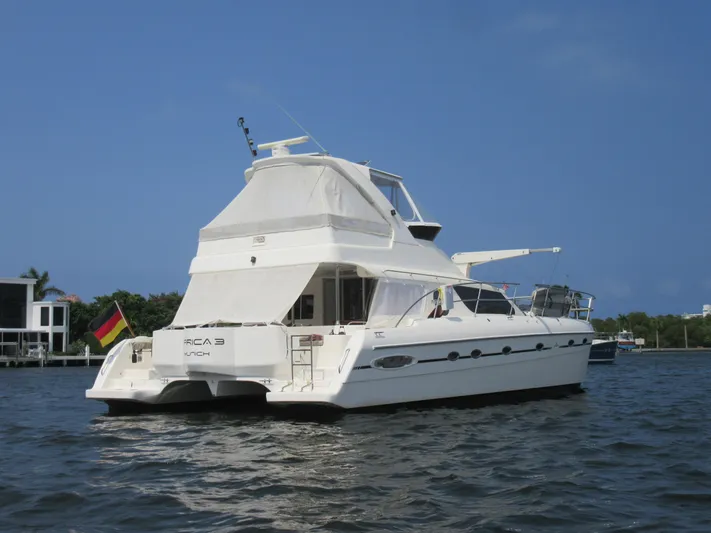 Africa 3 Yacht Photos Pics 