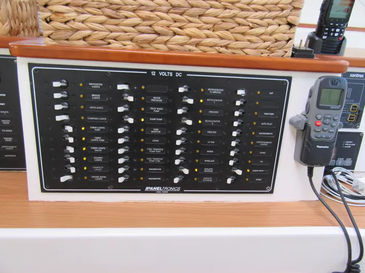 Africa 3 Yacht Photos Pics 