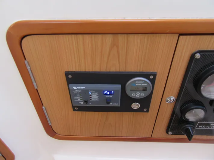 Africa 3 Yacht Photos Pics 