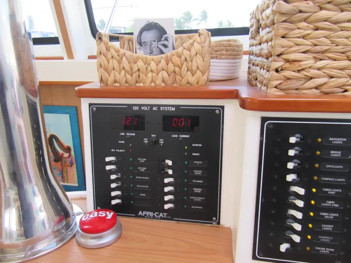 Africa 3 Yacht Photos Pics 