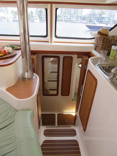 Africa 3 Yacht Photos Pics 