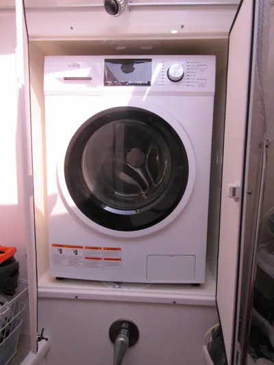 Africa 3 Yacht Photos Pics 