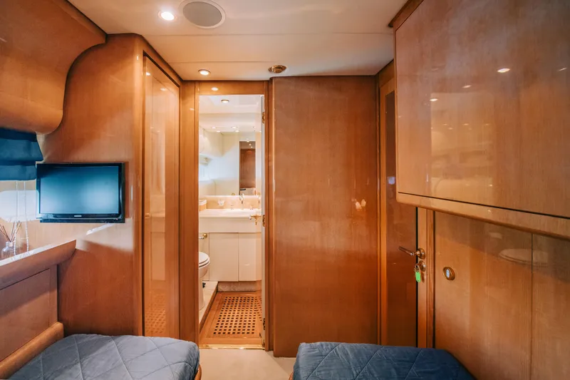 Atrato Yacht Photos Pics 