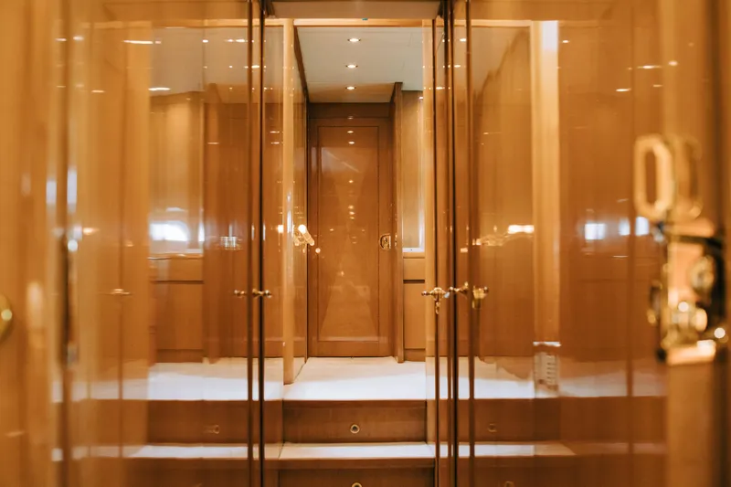 Atrato Yacht Photos Pics 