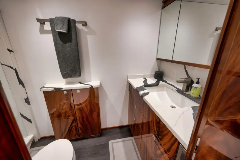 Nikki Bella Yacht Photos Pics 2025 Viking 90 Convertible- NIKKI BELLA- Master Stateroom Head