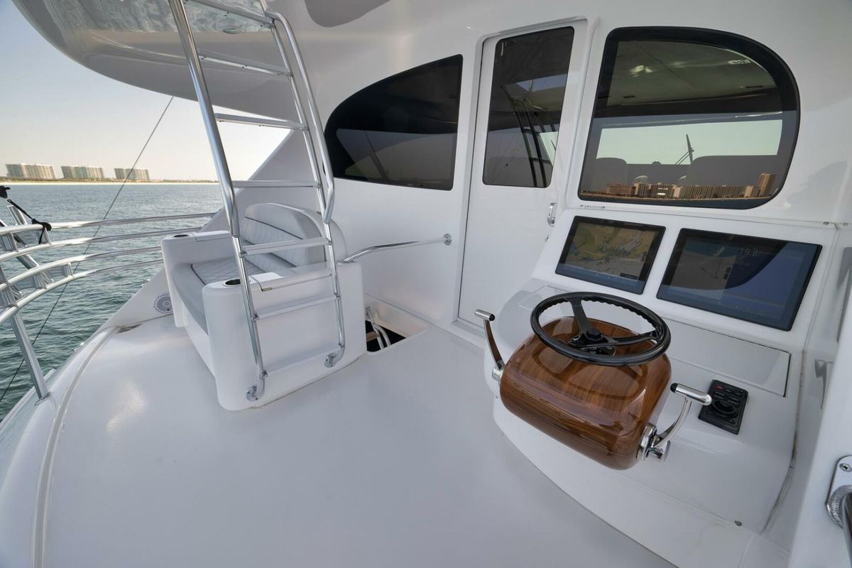 2025 Viking 90 