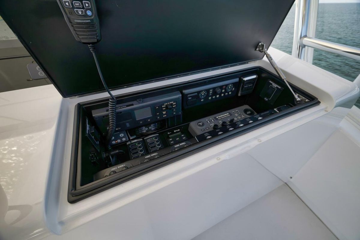 2025 Viking 90 