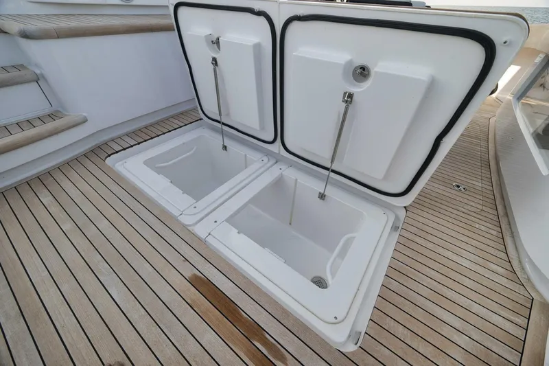 Nikki Bella Yacht Photos Pics 2025 Viking 90 Convertible- NIKKI BELLA- Cockpit