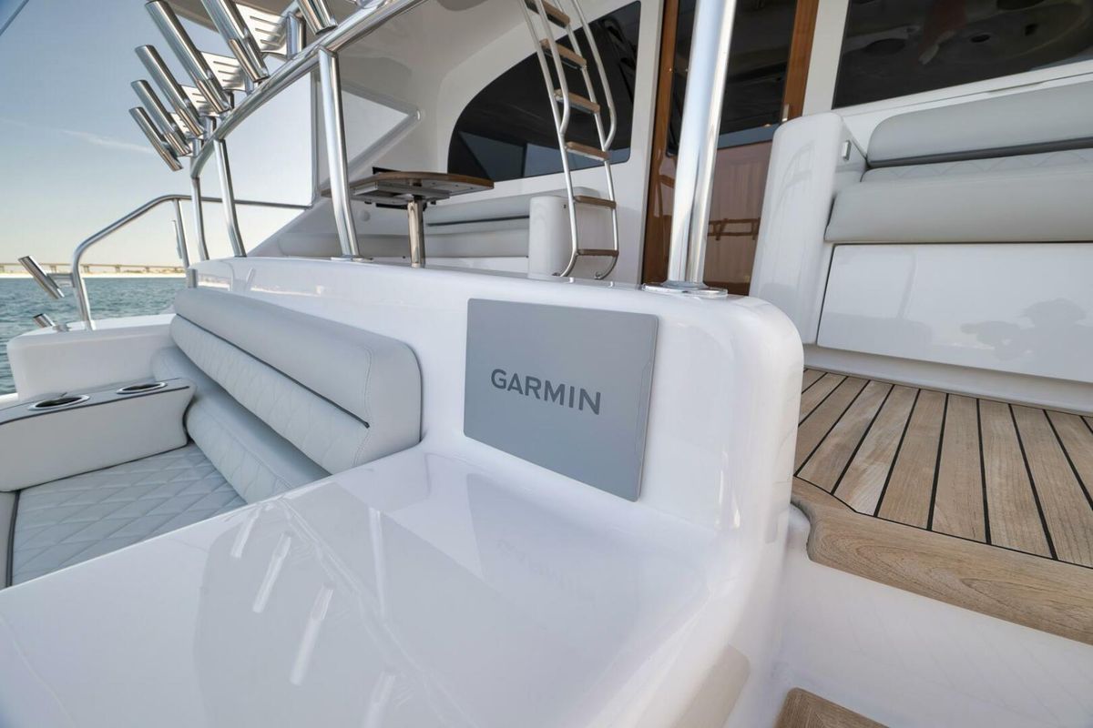 2025 Viking 90 