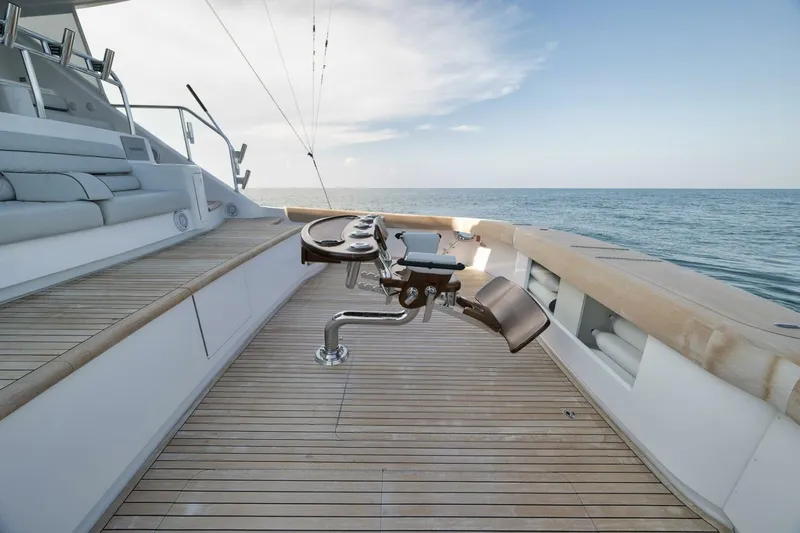 Nikki Bella Yacht Photos Pics 2025 Viking 90 Convertible- NIKKI BELLA- Cockpit